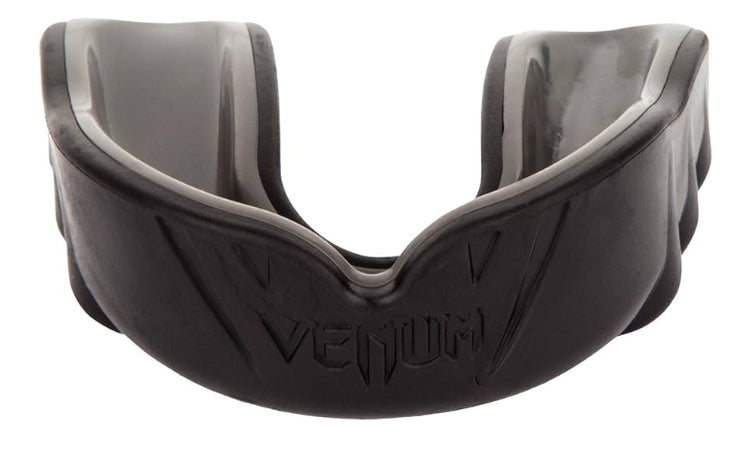 Venum Challenger Mouthguard – Red Devil Edition