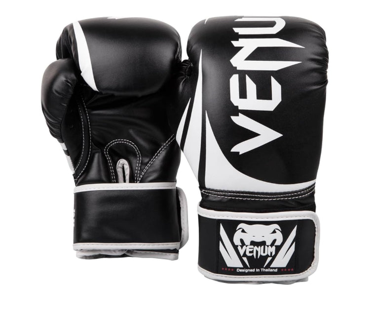 Guantes Venum Challenger 2.0 (16 oz) – Potencia y Protección Pro