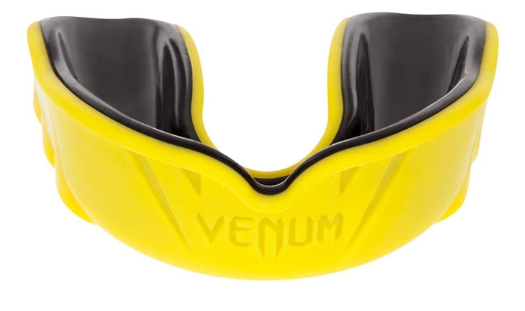 Venum Challenger Mouthguard – Red Devil Edition